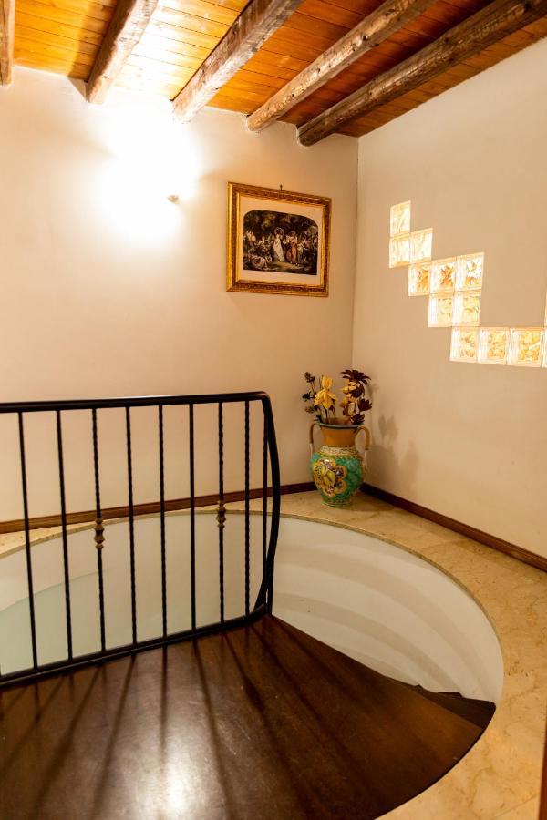 Lo Zio Michele Apartments Nuova Gibellina Εξωτερικό φωτογραφία