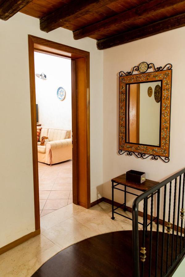 Lo Zio Michele Apartments Nuova Gibellina Εξωτερικό φωτογραφία